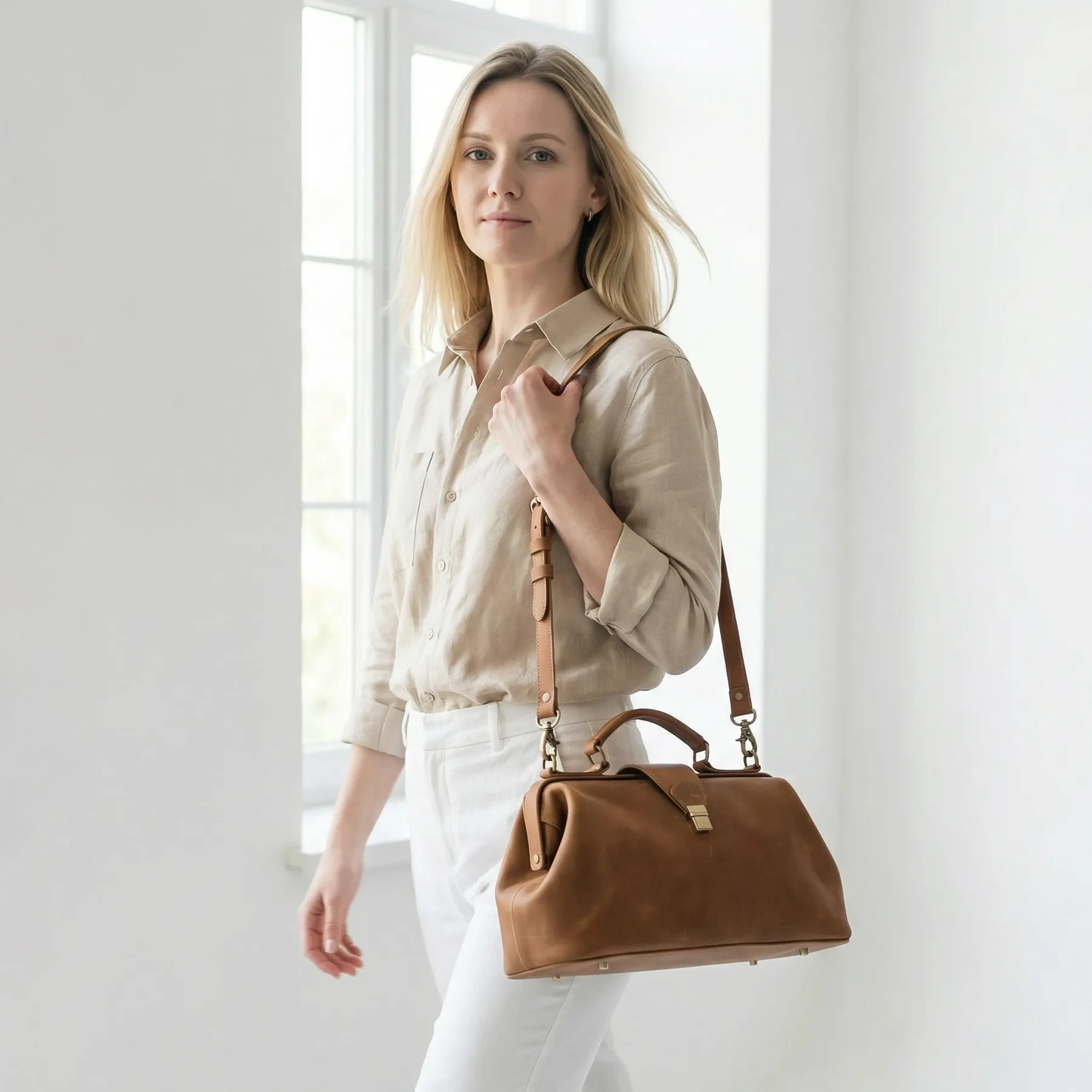 Doctor Bag Purse - Image 9