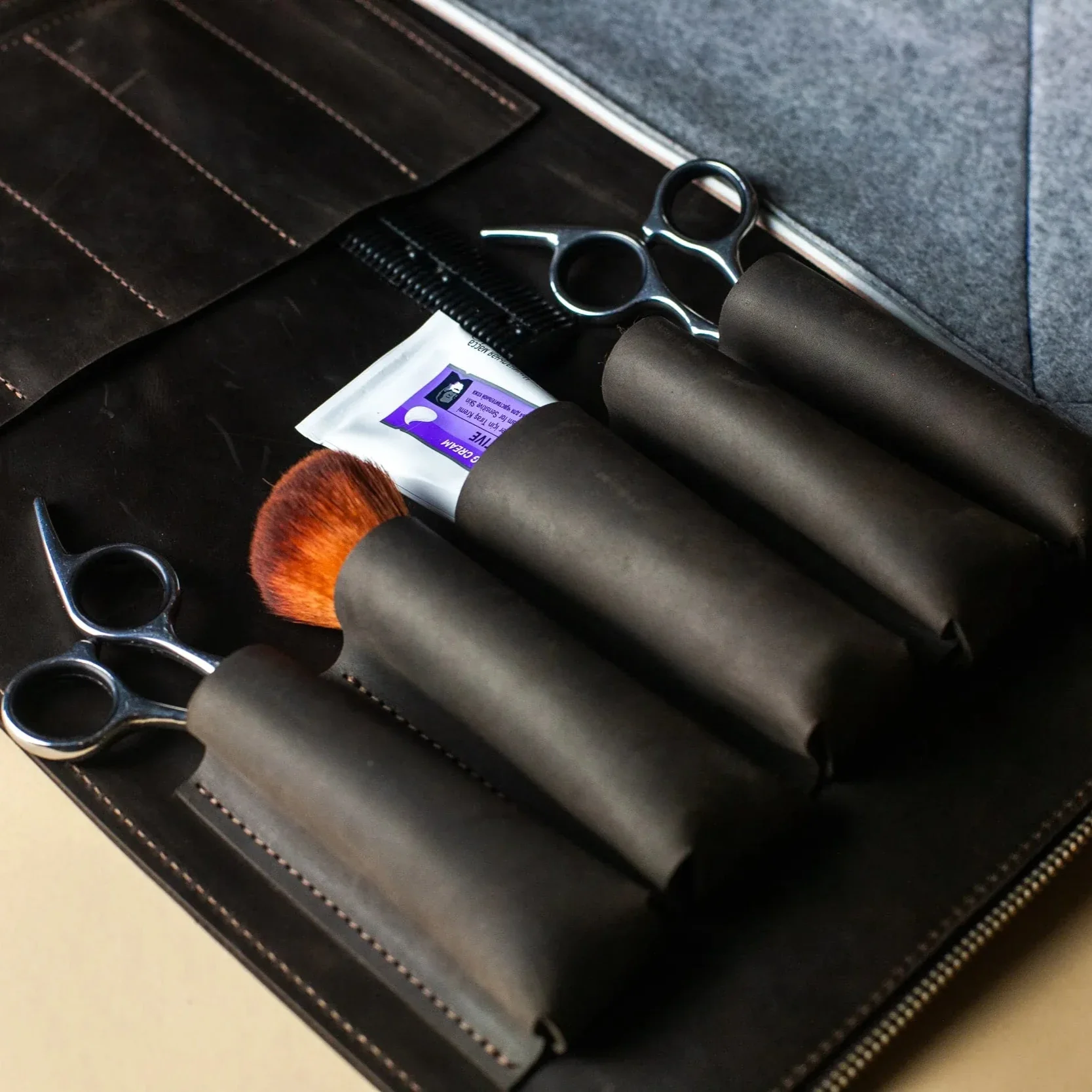 Barber Tool Bag - Image 4