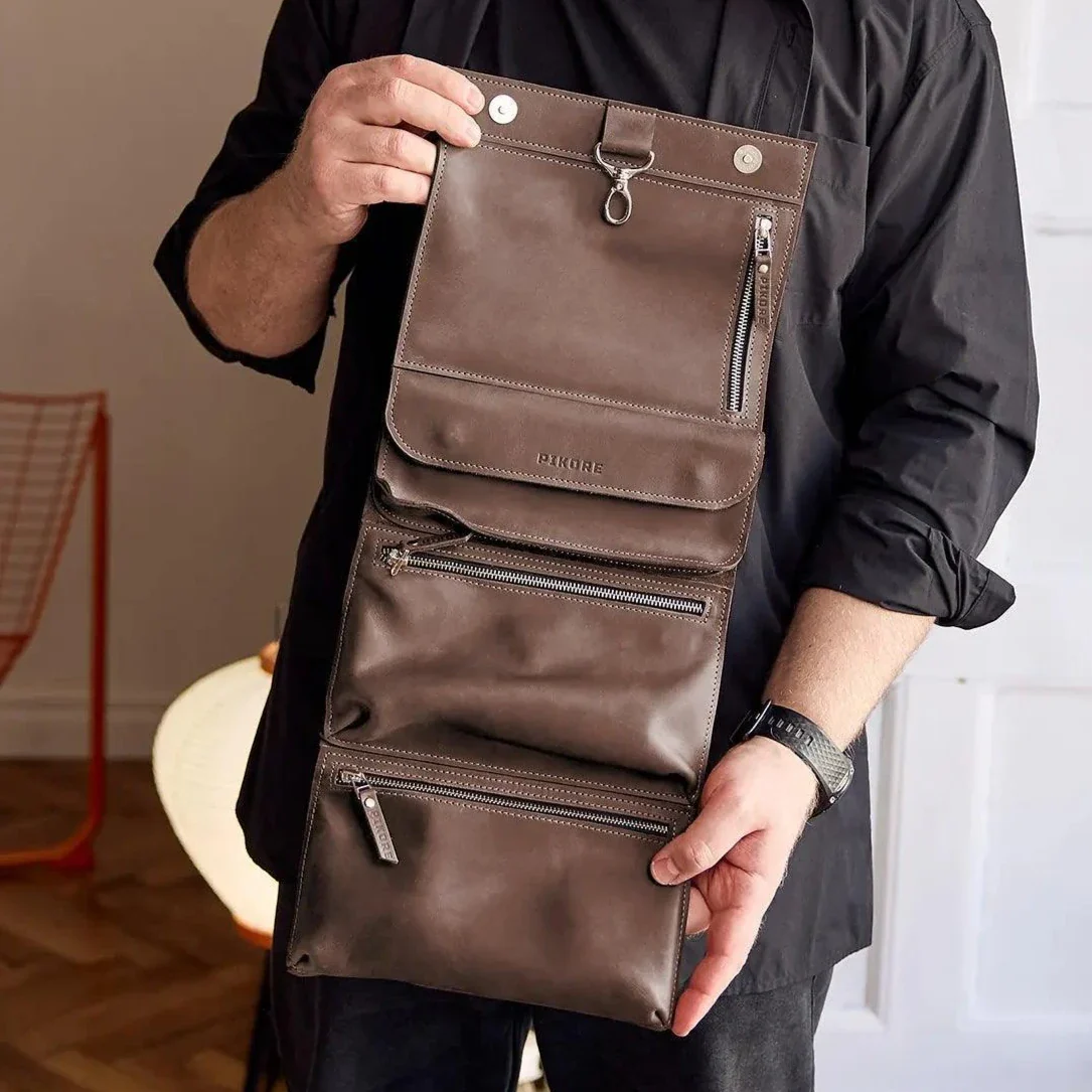 Hanging Toiletry Bag - Image 11