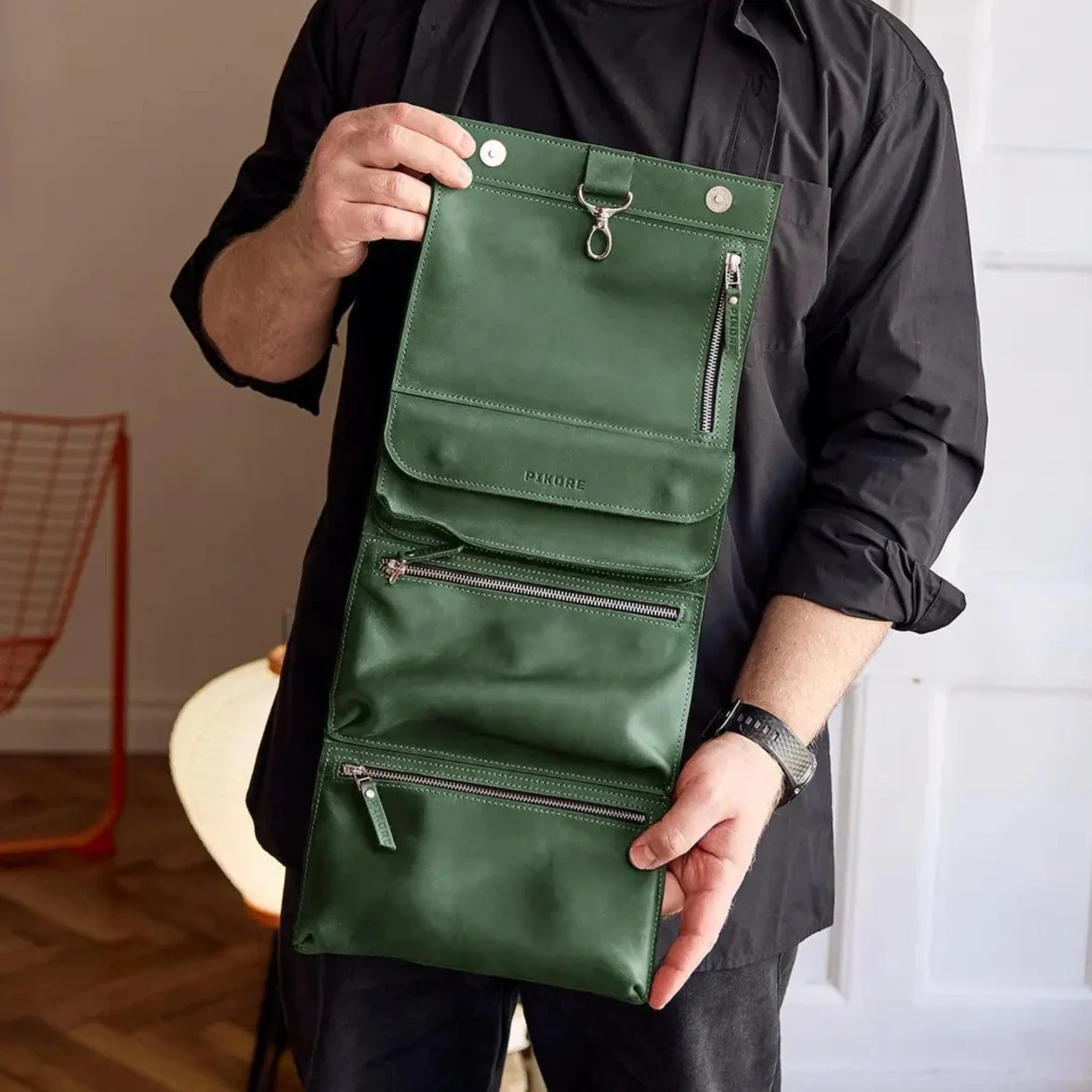Hanging Toiletry Bag - Image 12