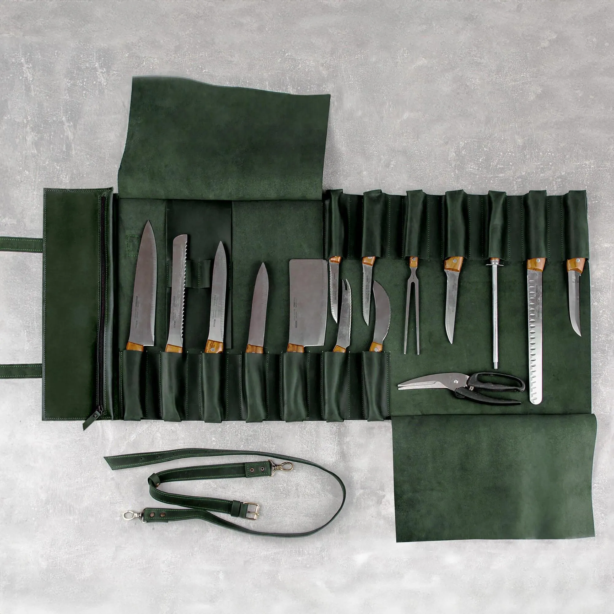 The Professional's Leather Knife Roll - Image 54