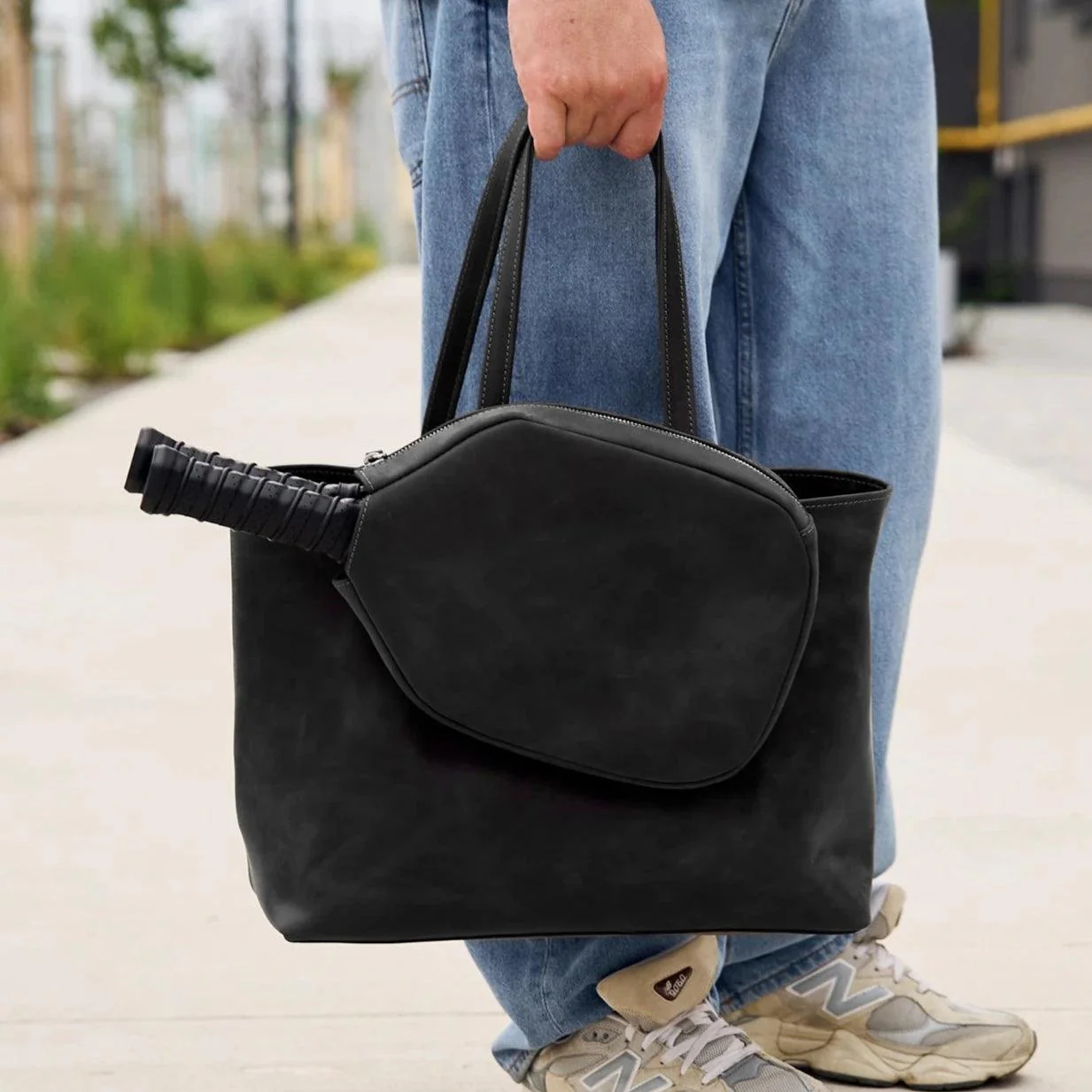 Pickleball Bag with 2 Rackets Holder - Image 15