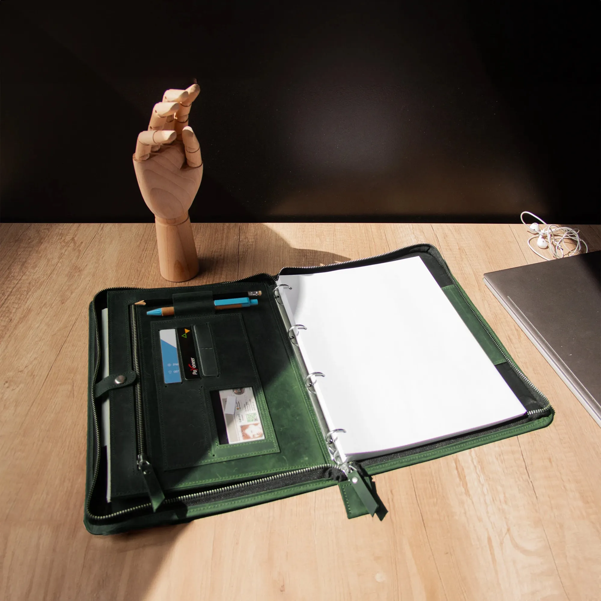 Zippered Padfolio Minimal - Image 13