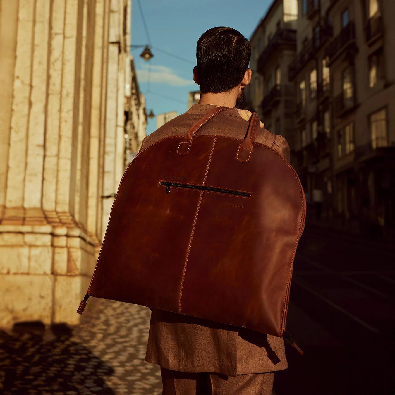 Suit Carrier - Image 10