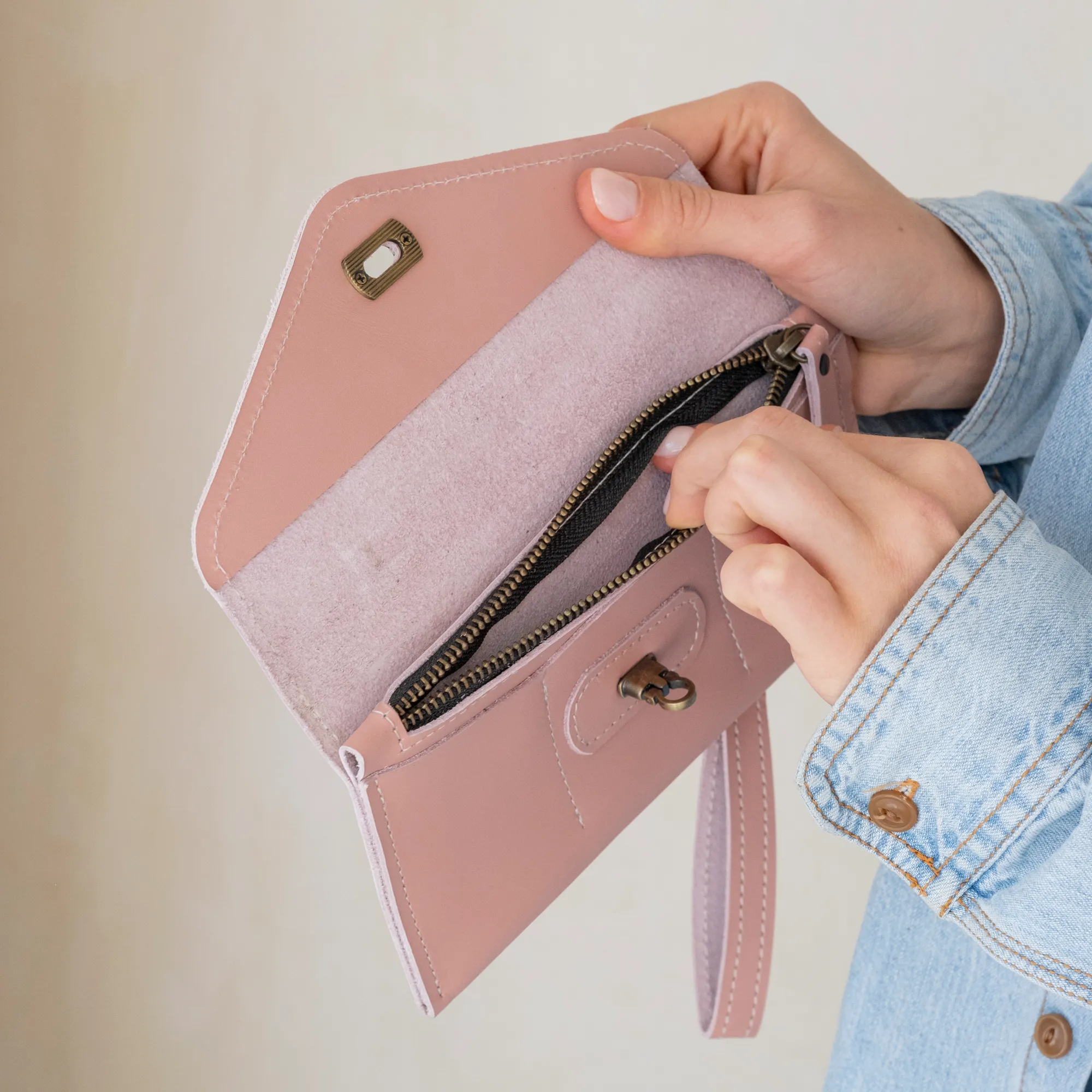 Wristlet Wallet - Image 3