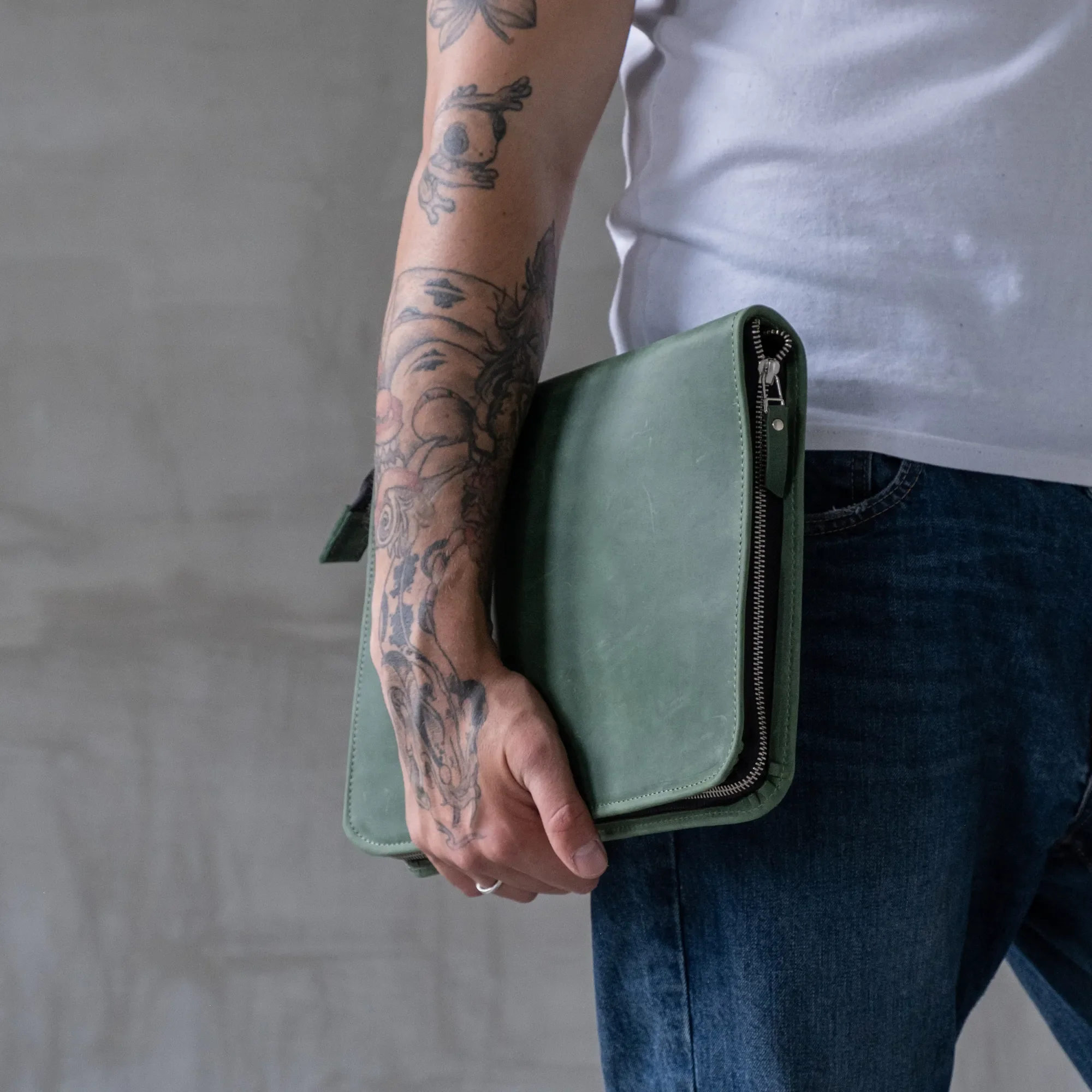 Zippered Padfolio Titan - Image 15
