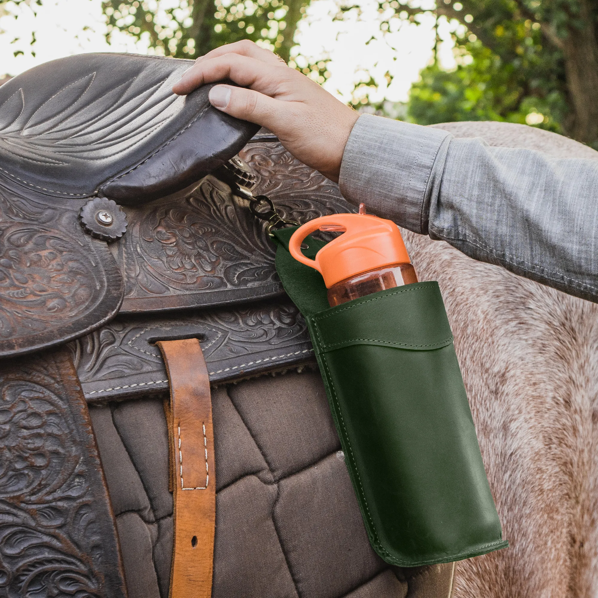 Saddle Bottle Holder Rider - Image 12
